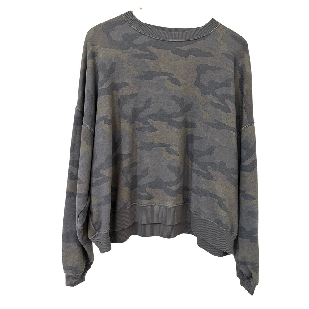 American Eagle Camo Oversized Sweatshirt Ahh-Mazingly Soft Crewneck M Casual